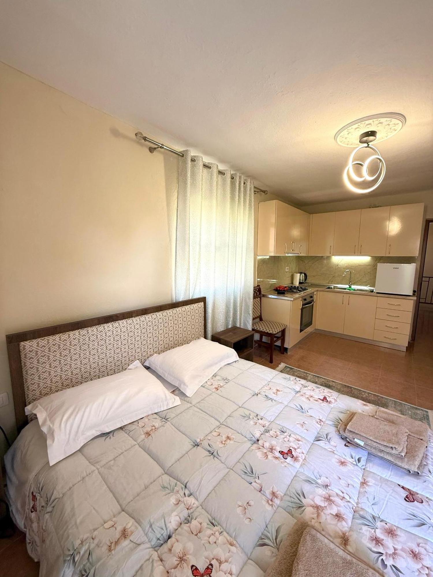 Shkodra Guest House 2 Eksteriør billede
